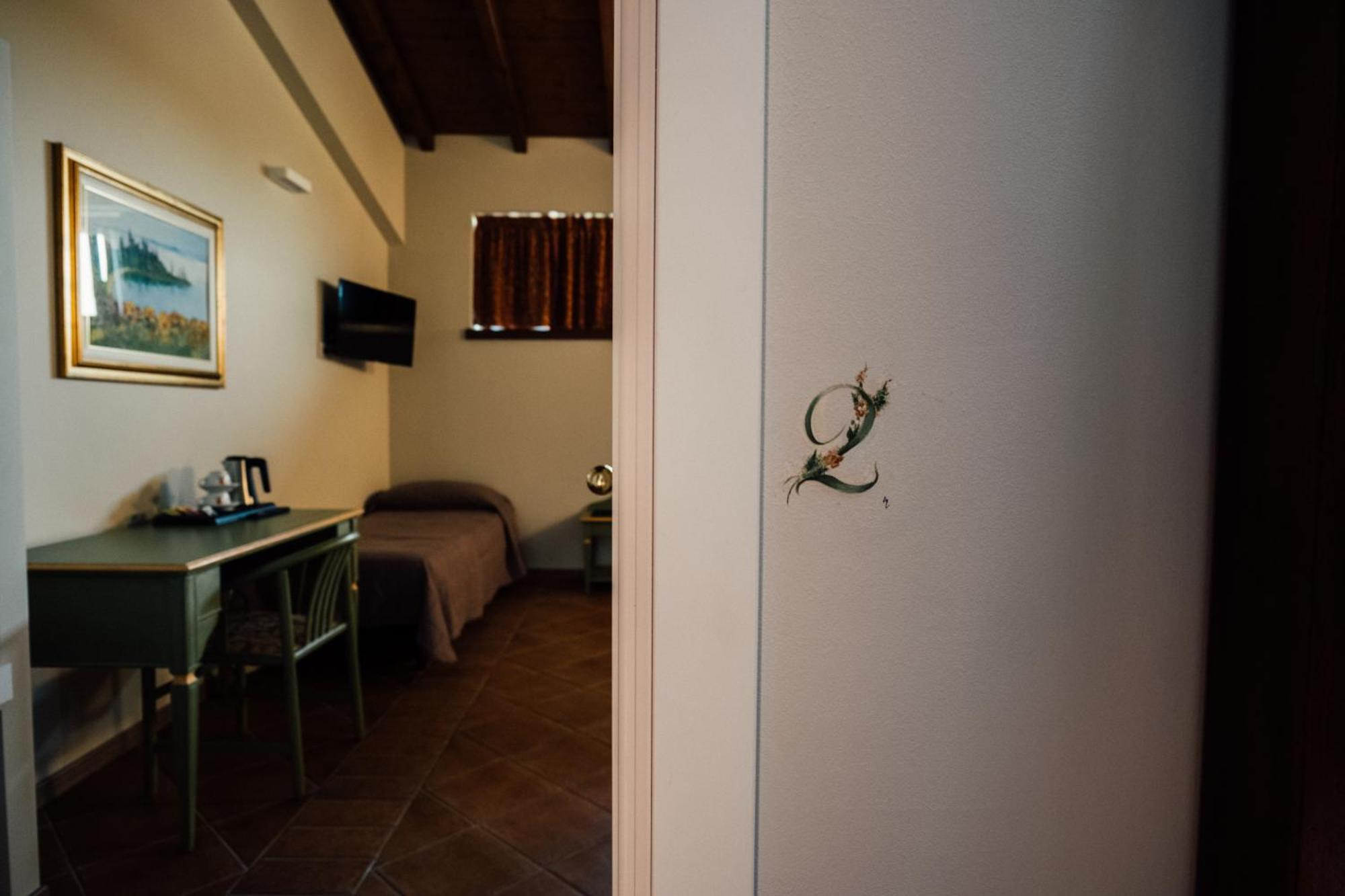 Albergo La Meridiana Castelnuovo del Garda Exteriör bild